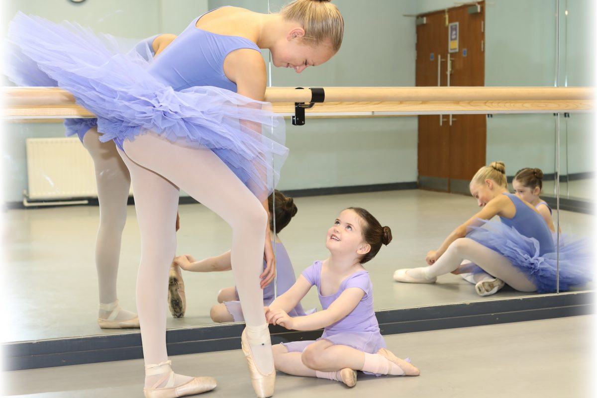 Social media sharing free - Please do not crop, alter or remove logo / watermarks